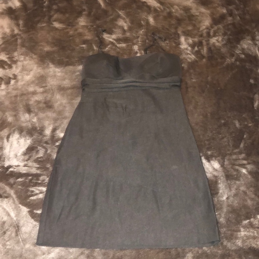 Windsor classic black above the knee bodycon dress